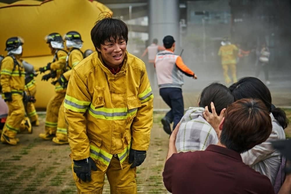 《與神同行》全台票房破4億、片商祭出催淚鍋巴電子鍋送民眾! 1 1516950757 0164befec02e007832db3f5a5d745318