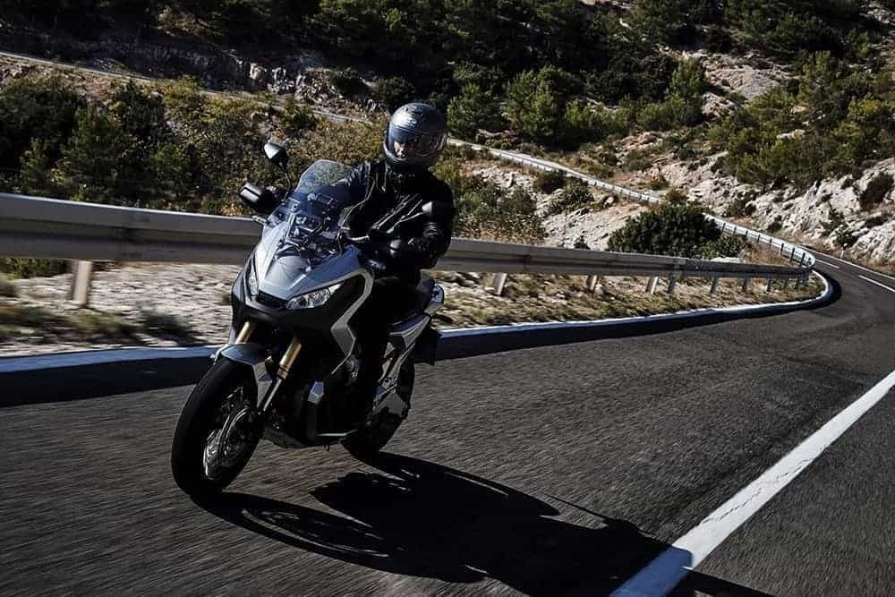 Honda Motorcycle 2017年式車型感恩特價中!人氣車款X-ADV CBR650F限量專案開跑 3 1519742763 35d63e810238a13d312365c0750c4613