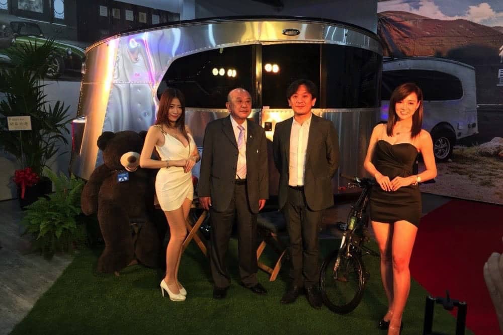 德國歐馬新竹直營店正式開幕、全新Airstream Basecamp露營車同步發表! 3 1520430322 991acd12535086117267908277bce577