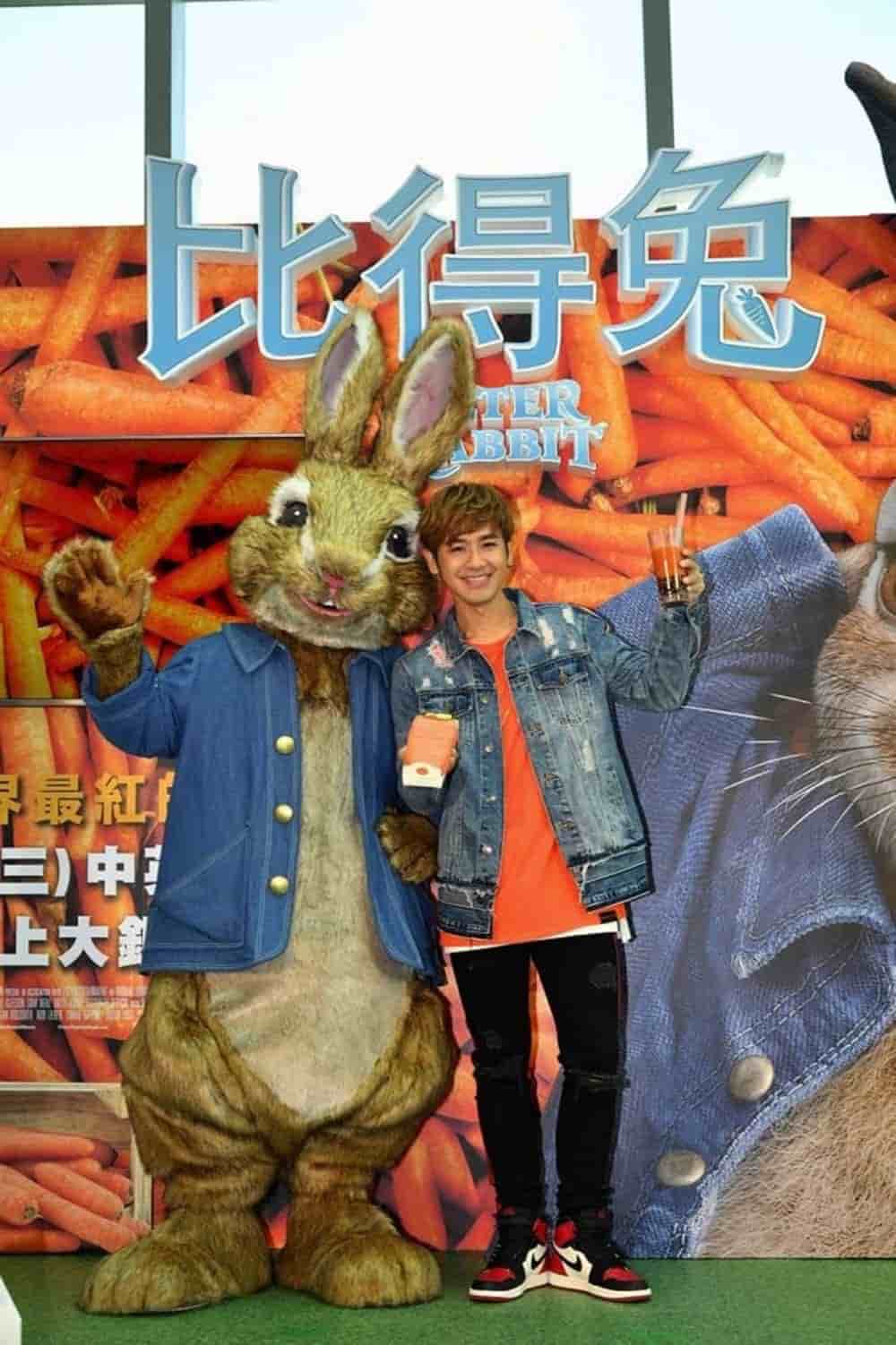 鼓鼓飆歌為電影《比得兔》宣傳挑戰紅蘿蔔料理 打造期間限定超萌電影場景拍照點! 1 1521983566 3a065258e6c346ffb350860c54cc054d