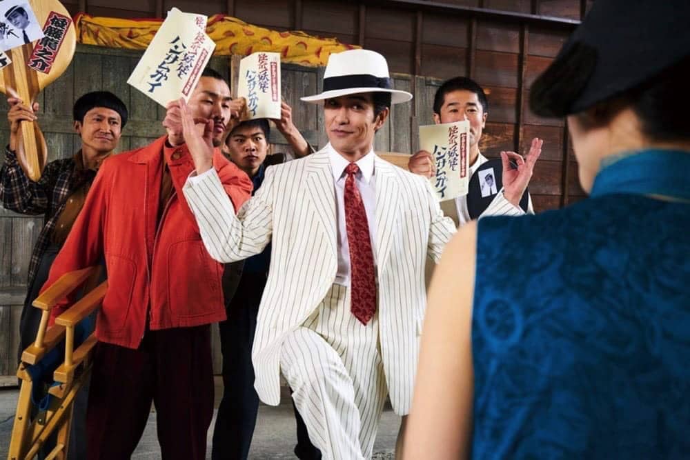 坂口健太郎日劇《信號》收視告捷、再度聯手北村一輝共演電影《今夜,在浪漫劇場與妳相遇》! 1 1523950235 cfa2edb691851b49fb0e4bd5c1f653c2