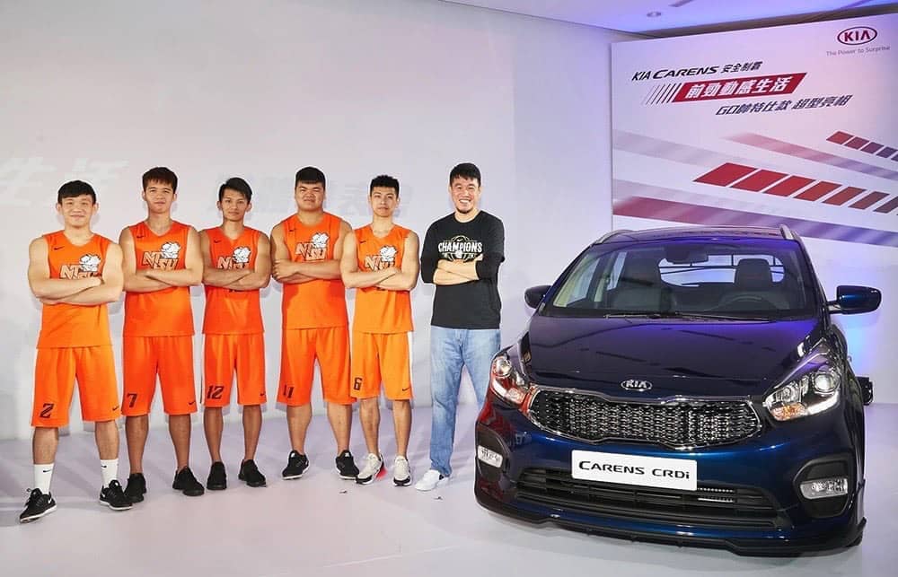 KIA台灣總代理森那美起亞汽車推出KIA Carens GO帥特仕款車款 汽油版85.9萬、柴油版93.9萬 6 1523981159 0d27d379e459c78a48804a9df61702a7