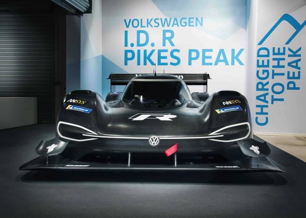 突破自我界限!Volkswagen純電能賽車I.D. R Pikes Peak將挑戰派克峰爬山賽巔峰 3 1525335245 727a0e07bd91dcdd7a79ce29e1d84fde