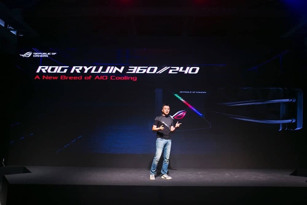 華碩電競品牌ROG玩家共和國《For Those Who Dare》記者會推出首款電競手機ROG Phone 11 1528451818 061c045adedf9c6ecdf7f8556c6c7476