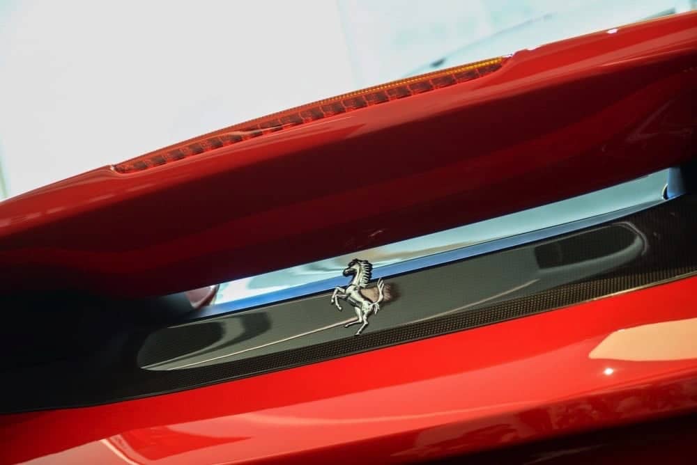 以賽道為名的競技烈馬Ferrari 488 Pista登台亮相、含台灣標配售價1998萬! 15 1531552962 6503f61ea40e4e0c872f0d03edb721c8