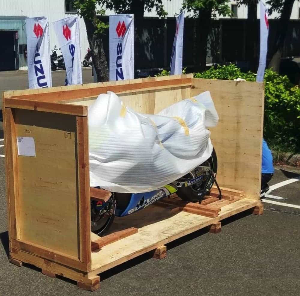 MOTOGP SUZUKI GSX-RR廠車抵台開箱 參展第三屆「國際重型機車展」 2 1531847913 3781fa129e0e488a152bf1810a9ca942