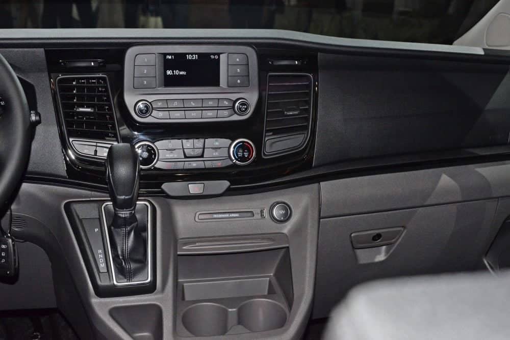 小改款Ford Tourneo Custom售價146.9萬起登場!新增短軸車型、質感更升級 26 1531915767 077c7df18f6153ebd693ef6447a58f9d