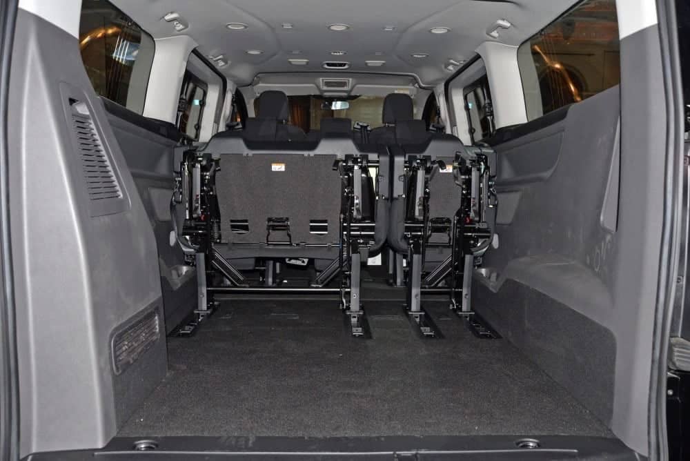 小改款Ford Tourneo Custom售價146.9萬起登場!新增短軸車型、質感更升級 19 1531915874 ae214652b51bdd1b20b15def565f276d
