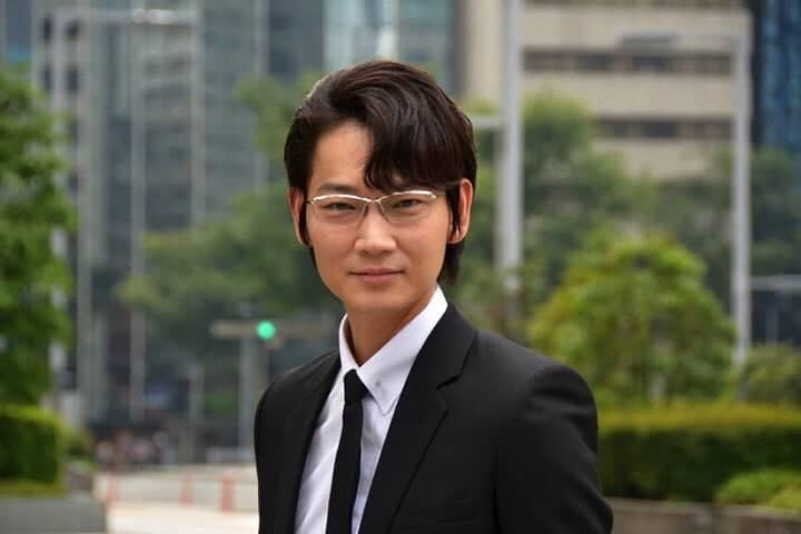 綾野剛、澤尻英龍華主演的金融企業鬥爭題材日劇《禿鷹》可以追喔! 8 1534105442 7fc7fbf685ea78e9a73e3f56b5968130