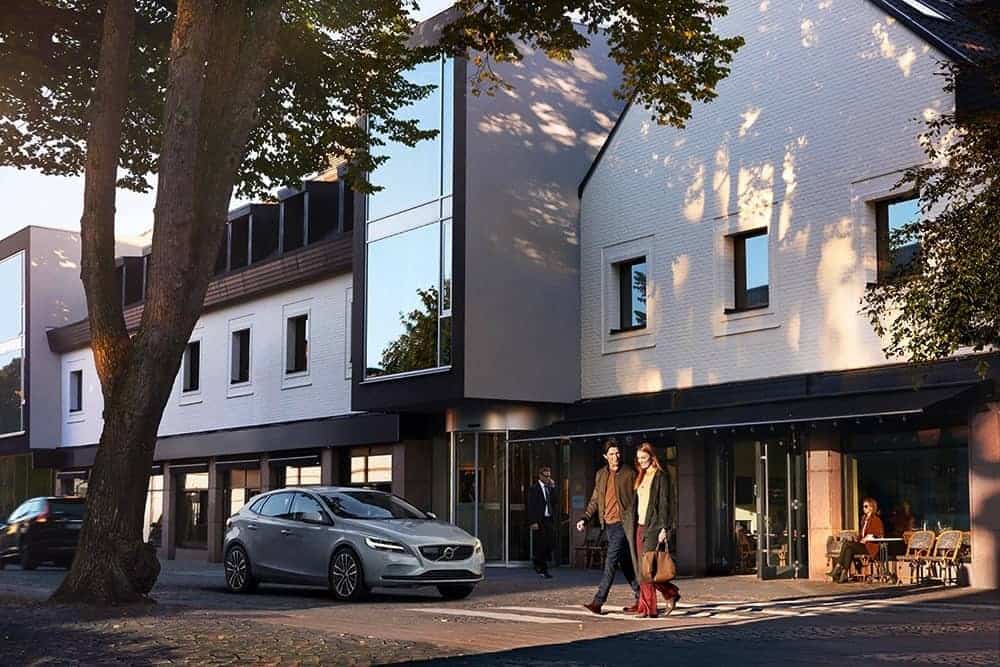 VOLVO正式發表安全至上、配備滿載的2019年式Volvo V40 T3與V40 Cross Country T4車款 3 1534759416 abf672f21f074ac5dd657fb40866cfd1