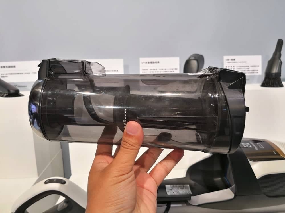 伊萊克斯推出首創FlexLift百變機構設計還可以除塵蟎的Electrolux PURE F9滑移百變吸塵器 12 1535209493 66d84b85940eae0a70ab6fa8700bdbce