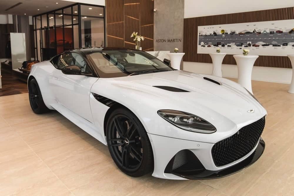 Aston Martin旗艦王者DBS Superleggera抵台亮相、同場加映DB11 AMR經典塗裝限定款! 1 1536988803 08c5dc89a5e03931553f3d135e694144