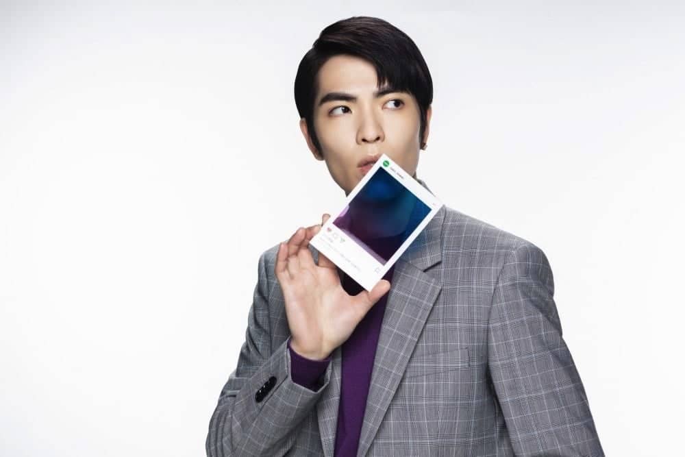 蕭敬騰搶先秀出OPPO R17預告登台、全新幻色漸層外觀更吸睛! 1 1538997580 85380261d69c2922f7cd78e0259fda7b