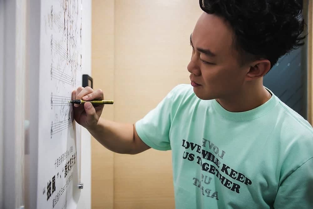 KKBOX推出全新互動式實境節目《速爆突擊隊》首集請到陳奕迅前進KKBOX總部 3 1539626279 9b5b37f5ef5d74701c25a191effbb43c