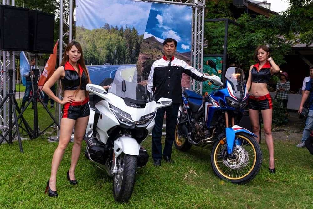 Honda重機大會師發表Honda Motorcycle 2019改款CBR車系 同場加映Monkey125與CB300R新車 3 1542518075 1c6f11c0971ba400d6e3d066a8670387