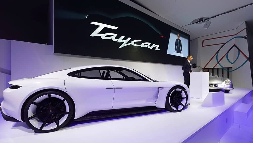 Porsche首款純電跑車Taycan預購專案開跑、8.8萬優先取得訂車席次! 2 1543206884 b71ec859af9894b270c16019b1c7d80e