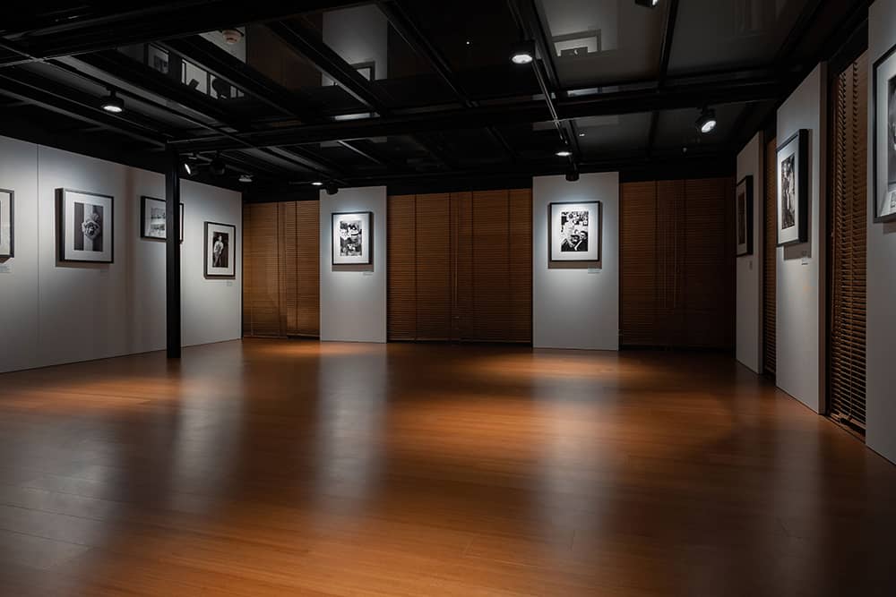 時尚攝影大師Frank Horvat黑白影像展即日起台北開展、徠卡Q相機熊貓款獨家販售! 2 1545554164 36d37b55acb3861f28f403a38a61ca91