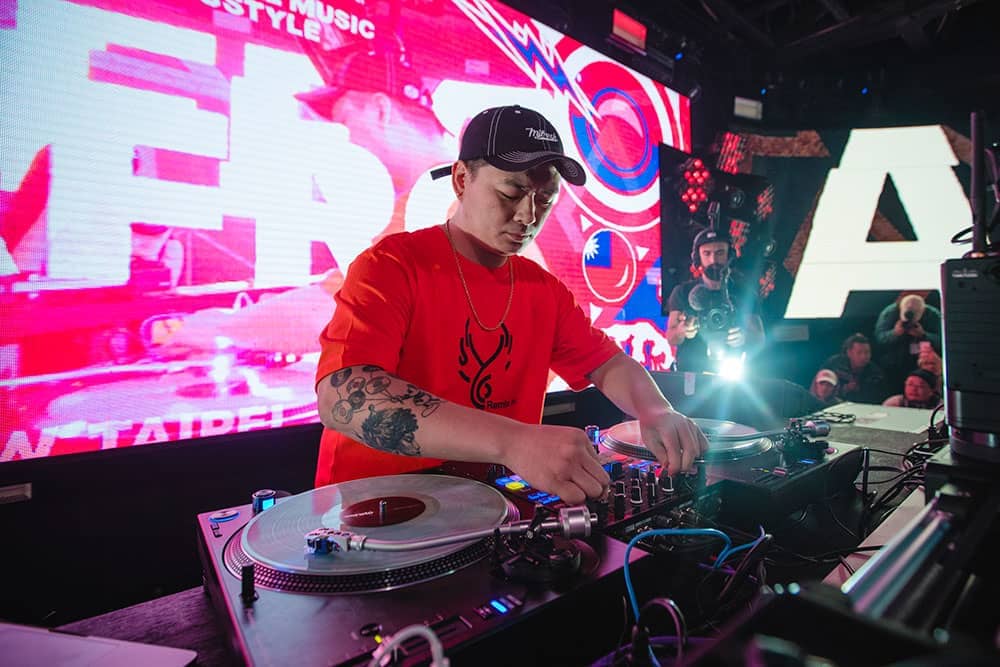 美國DJ J. Espinosa強勢晉級Red Bull世界DJ總決賽!台灣DJ Afro、瑞典DJ O-One外卡搶進席位 4 1548575419 1044693faede489b2eb8b673cfc7c5d6
