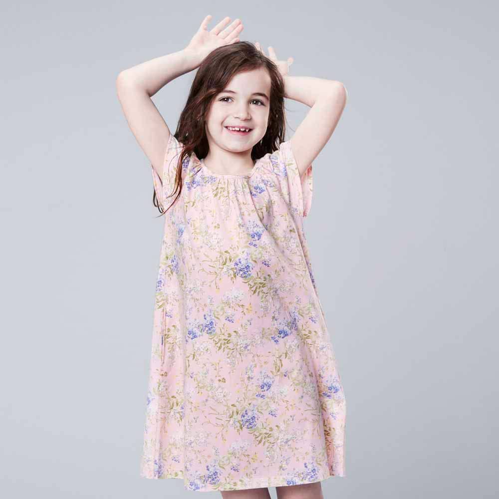 穿出你的世界!UNIQLO 2019春夏UT系列即日起輪番登場 6 1552709489 9b1a531e6f78eed62d23011b86858e91