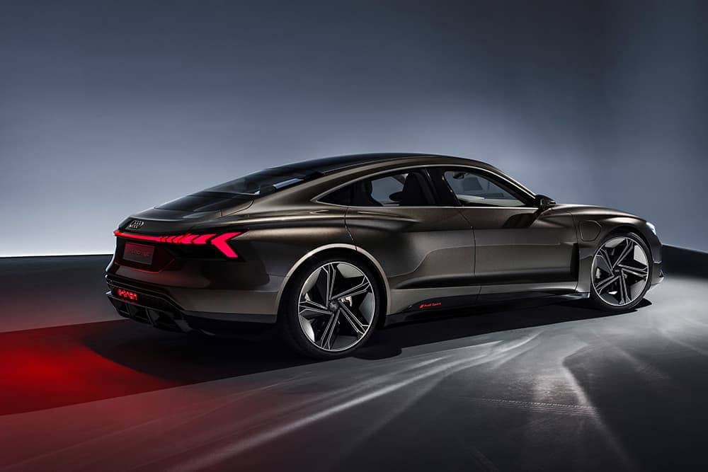 Audi e-tron GT概念車現身打破台灣首日票房記錄的漫威《復仇者聯盟:終局之戰》電影 3 1556189390 8477e500a1eda60121063fb744694e04