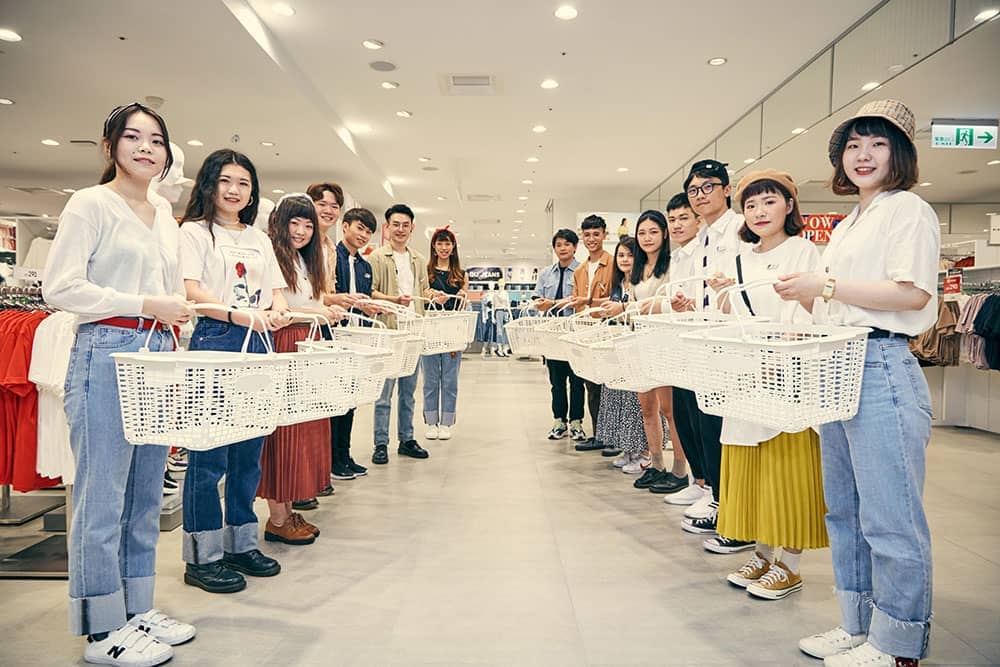 GU高雄大遠百店新登場!Marvel聯名T恤限量送、高雄人開幕首三日再享95折 1 1556340215 38f7b1f1e40063676031e5b1a8b9a037