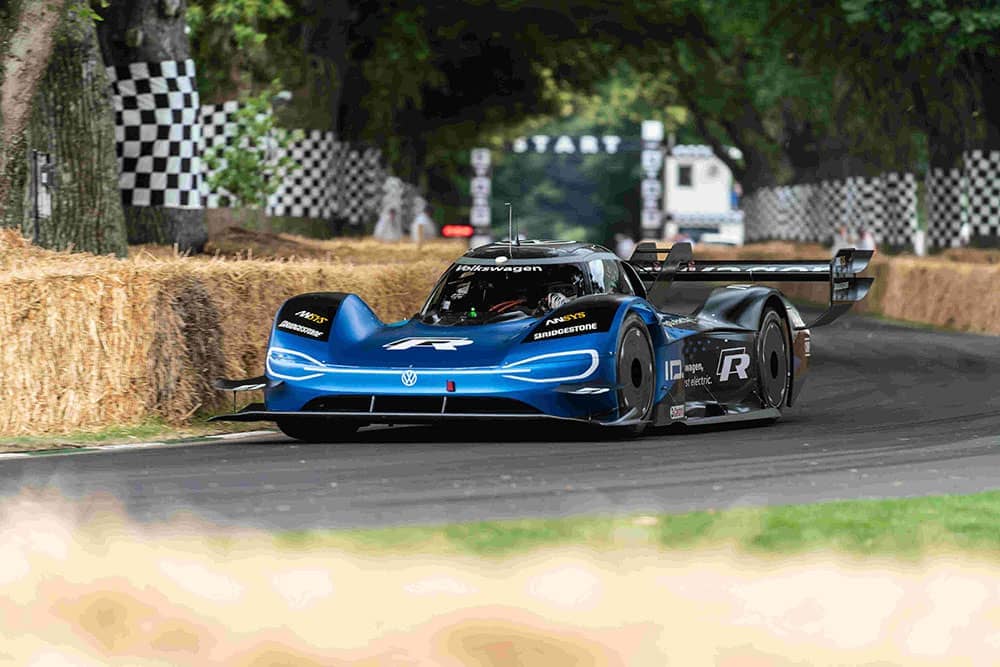 Volkswagen ID.R擊敗F1賽車、打破Goodwood速度節20年最速紀錄! 3 1562847721 2010040551c597fb697008fc114db1b9