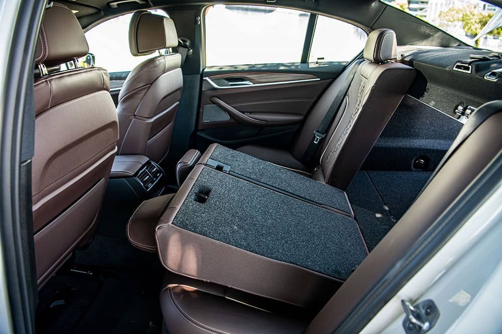 售價242萬元起!BMW 5系列白金旗艦版升級配備新登場 4 1568261435 c00915dd210d55f95bec957e72c2af08