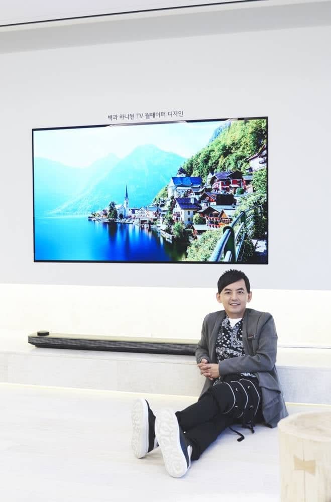 《LG SIGNATURE》品牌大使黃子佼直擊LG韓國總部深入探究科技工藝 1 1569377743 4efdd2f969559e8b1c92e99f32ded48e