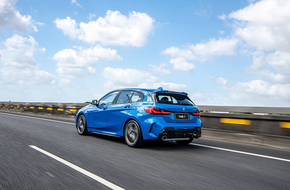 全新大改款BMW 1系列售價159萬起登台、M135i首發版限量30台升級價值近10萬元配備! 9 1572068690 00532183e327e0918f62fe5dfdf1201b