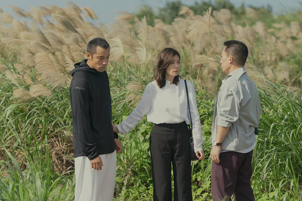 《罪夢者》最新花絮釋出!張孝全捧臉擁吻賈靜雯羨煞粉絲、王柏傑全裸床戰范曉萱成話題 5 1572849165 0840e0e0f966bfda5f1bebec63bdedfb