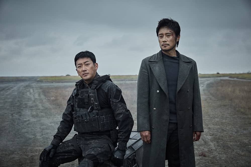 河正宇、李炳憲首合作共演災難大片《白頭山:半島浩劫》!馬東石化身教授動腦不動手 1 1573461331 f4f39885868780122a8134c301640f80