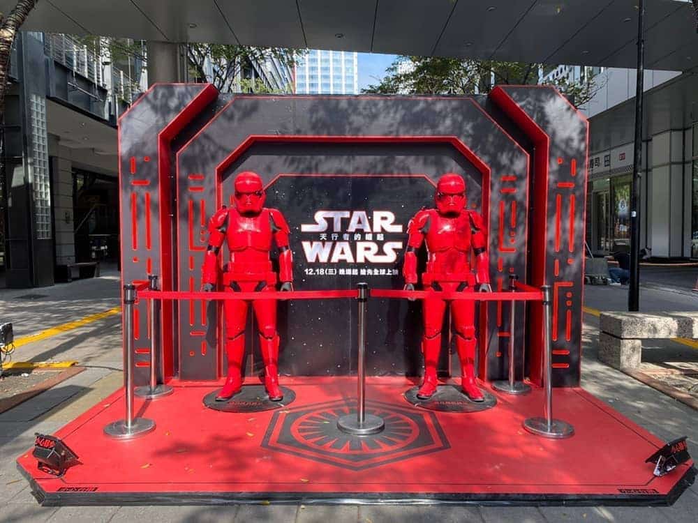 願原力與你同在!全台唯一光劍聖誕樹即日起信義區香堤大道限時展出 3 1576307594 79892b17933a4384b969cd64b69d8453