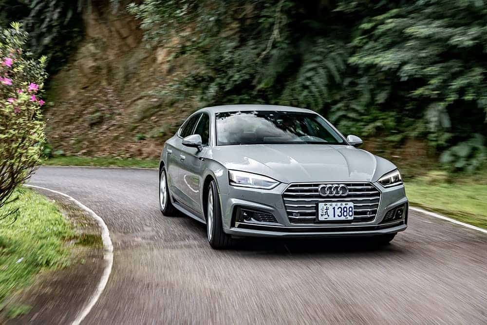 Audi三月份入主指定車型享多元購車優惠、同步推出尊榮清潔保養服務! 2 1584083617 11ab8858a8f7fa760f1dc2a7e9b692e1