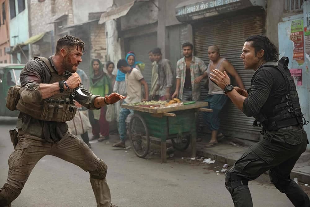 克里斯漢斯沃新作《驚天營救》化身黑市「人體致命武器」、4月24日Netflix獨家首映! 2 1586268797 9752dd161ee8dbef474930725662e998
