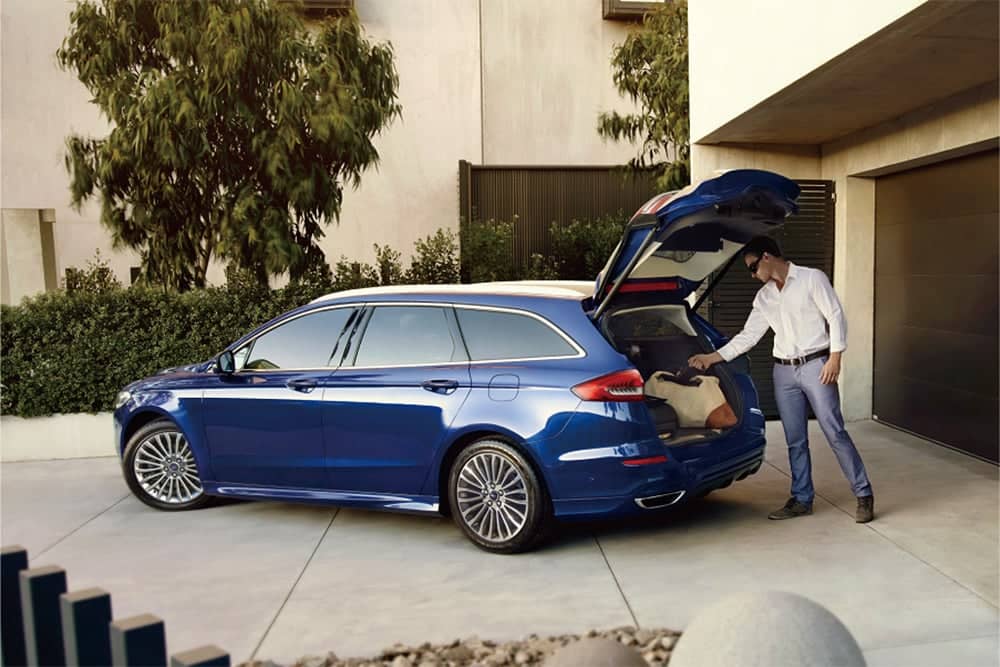2020年式Ford Mondeo Wagon售價132.9萬上市、全新導入TSR道路標誌識別輔助系統! 4 1587037653 acafdfb07679d176a082add29e6a349b