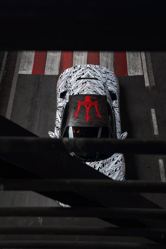 致敬傳奇車手Stirling Moss爵士!Maserati MC20客製塗鴉原型車亮相 2 1589438714 bd41f9bc7003abc61020b474fd8cb9c4