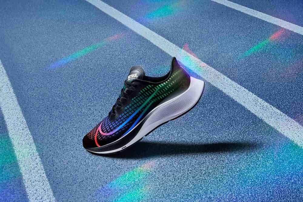 致敬彩虹般的真我!Nike推出2020全新BETRUE系列鞋款 6 1590674191 c3c5e6f9f57592bb44b680f78be3b5a2