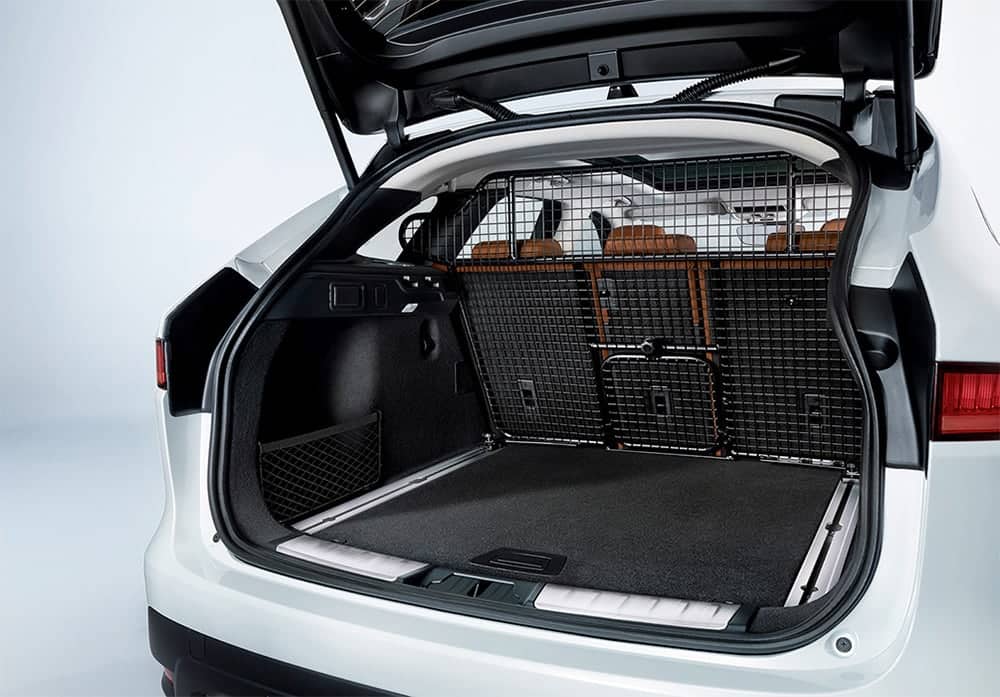 Jaguar Land Rover 6月升級購車優惠!指定車款限量加贈原廠精選套件、尊榮車主再享最高10萬優惠 4 1591239921 7d2c600e31c2ecd1816d4c961ba2ab09