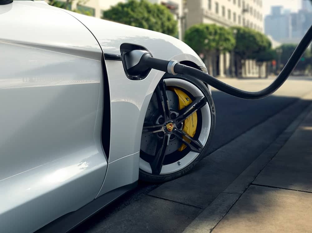Porsche Taycan預售價公佈、473萬元起提供三車型! 3 1591258542 19e9626c99e506cc3e15acbd59d2723f