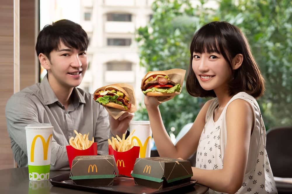 綠色時尚風再起!麥當勞7/29期間限定推出酪梨漢堡、酪梨沙拉 1 1595927589 58a77d91b22f4ec11bdfd7bddc592e91