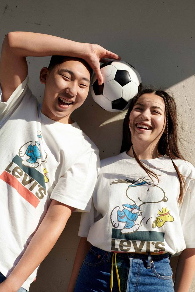 史努比控看過來!LEVI'S x Peanuts夏日趣玩運動會聯名系列8/4在台開賣 2 1595940947 40464160d4cd517581911cba53684f2d