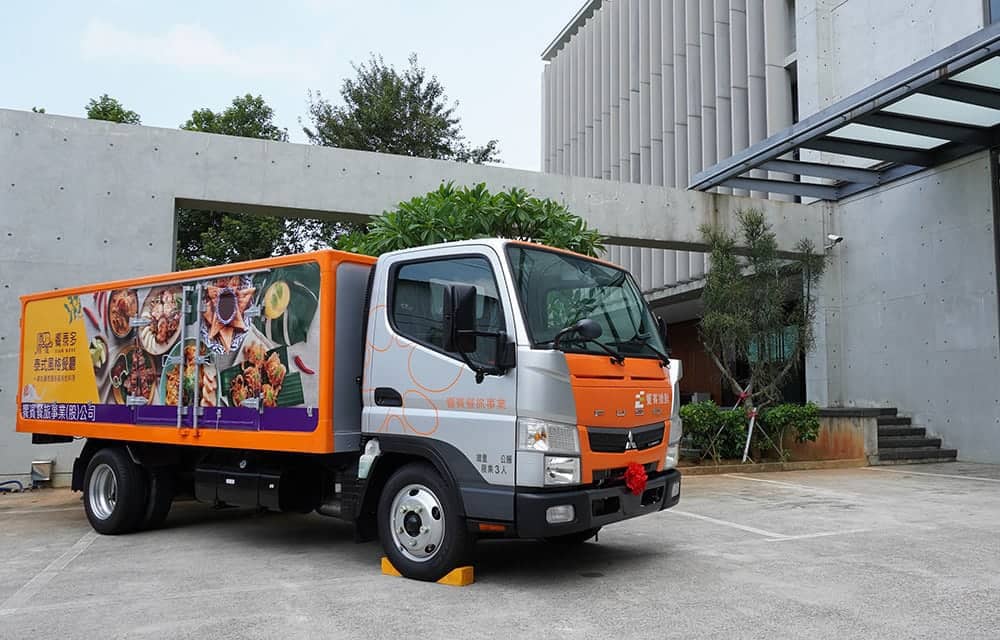 5噸小貨車管理條文上路!FUSO PRO 5首台交車搶焦點 3 1599654934 56b7899ed90b474cd24b07827c7400c6