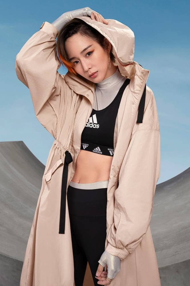 adidas推出全新Outer Jacket系列風衣外套!好感系奶茶色、大勢工裝引領早秋時尚 4 1600093006 58fc9efb8cbb89e6d97e6371cae2bf44