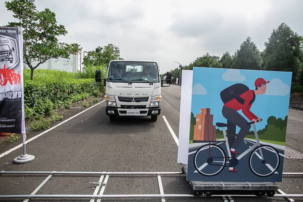 2020 FUSO商用車安駕訓練營即日起開放報名! 3 1601102991 8303e11ecfabf68bd6da6f8e86565217