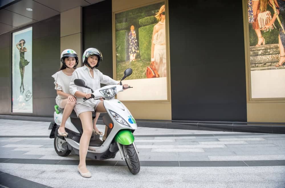 搶攻週年慶商機!WeMo Scooter信義新光三越合作停車場啟用、刷台新卡滿額送騎乘金返還 1 1604043672 4e7ad4ffd0a0d19e5c2356b51a742f32