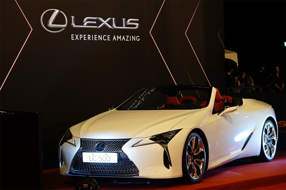 Lexus受邀成為第56金鐘獎專屬座駕!LC CONVERTIBLE同場展示添風采 1 1633348328 26662365b62e06f69c065b9725058cad