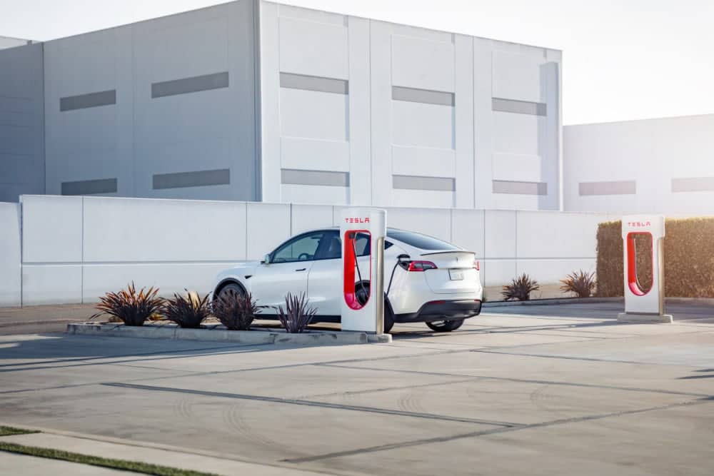 Tesla Model 3台灣第三季掛牌破2,400輛再刷新紀錄!新增新北、高雄兩座超級充電站 2 1664545378 31b0962f3ba0cb251c188bf77b338e13
