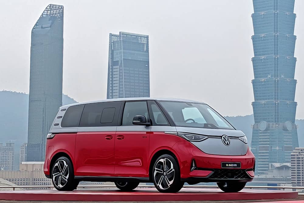 居然比德國還便宜!高性能ID. BUZZ GTX在台開賣、10月底前交車免費升級雙色版 1 1756818368 29a25178a5c734da0b7f7ad23ab8eb2f