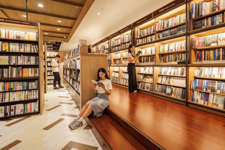 誠品書店連續不打烊1萬天！見證Gen Z閱讀力、29歲以下年輕人購書成長20%