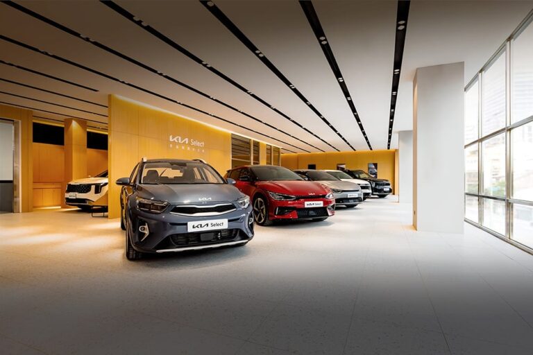 Kia Select原廠中古車展前進高雄民族展間！8/23限定逾40台精選車展示、最高享逾70萬禮遇